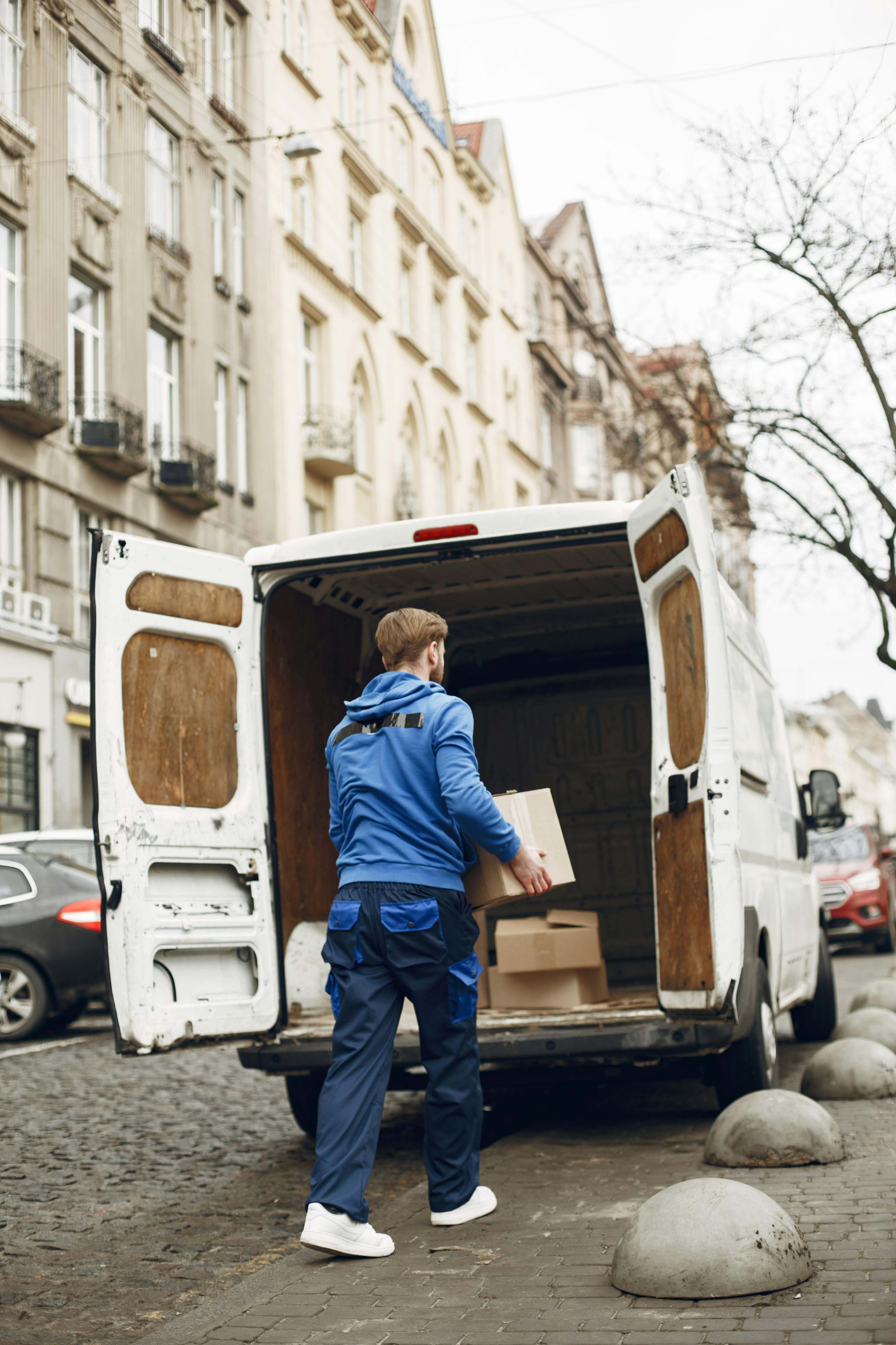 Cargo delivery logistics